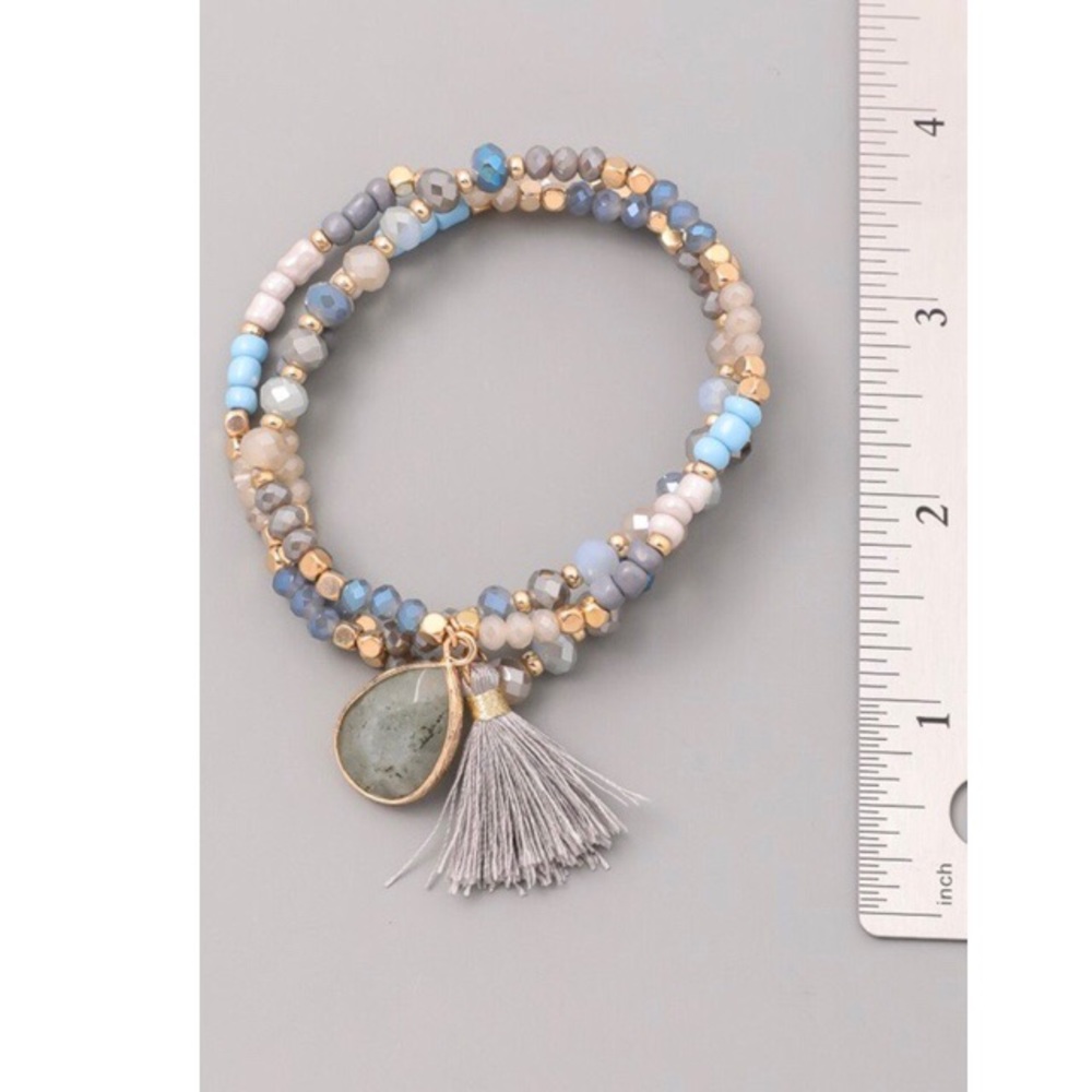 Last 1! 🌟Beaded Bracelet Stack - Picture 3 of 4